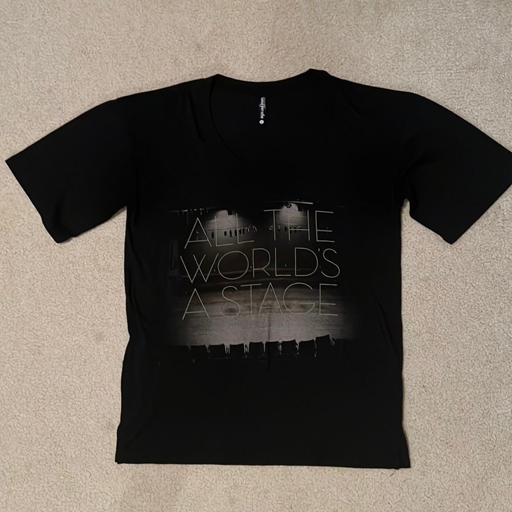 Sugar and Bruno t-shirt size L